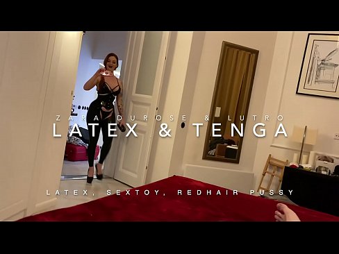 ❤️ Rahavavy mena mena mitafy akanjo vita amin'ny latex nolavin'ny zandriny ☑ Sluts amin'ny mg.porno-filmy.ru ❤