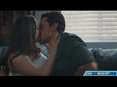 ❤️ Firaisana ara-nofo miaraka amin'ny reny tsara busty ☑ Sluts amin'ny mg.porno-filmy.ru ❤
